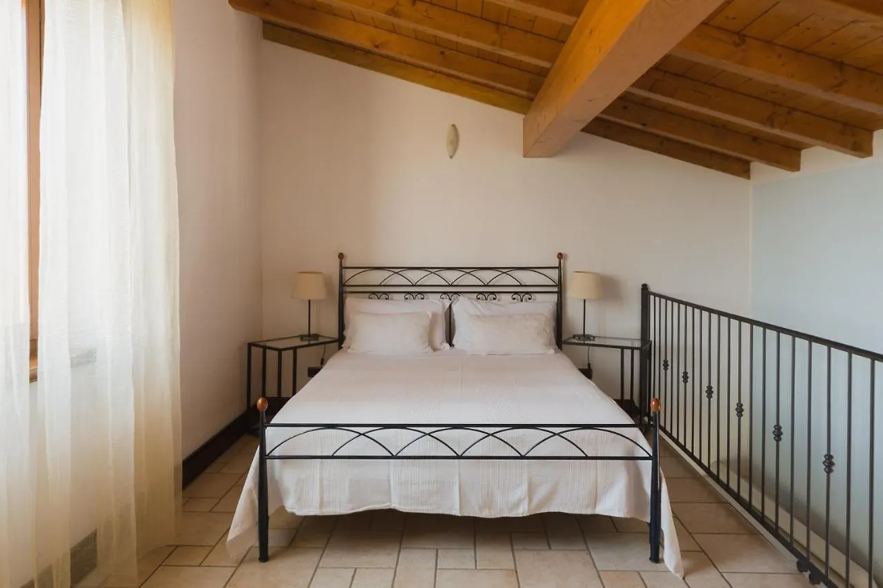 Le Vigne Di Adamo Villa Volta Mantovana